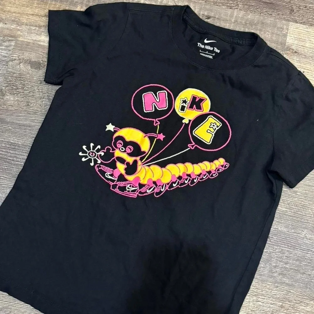 kids nike graphic tee